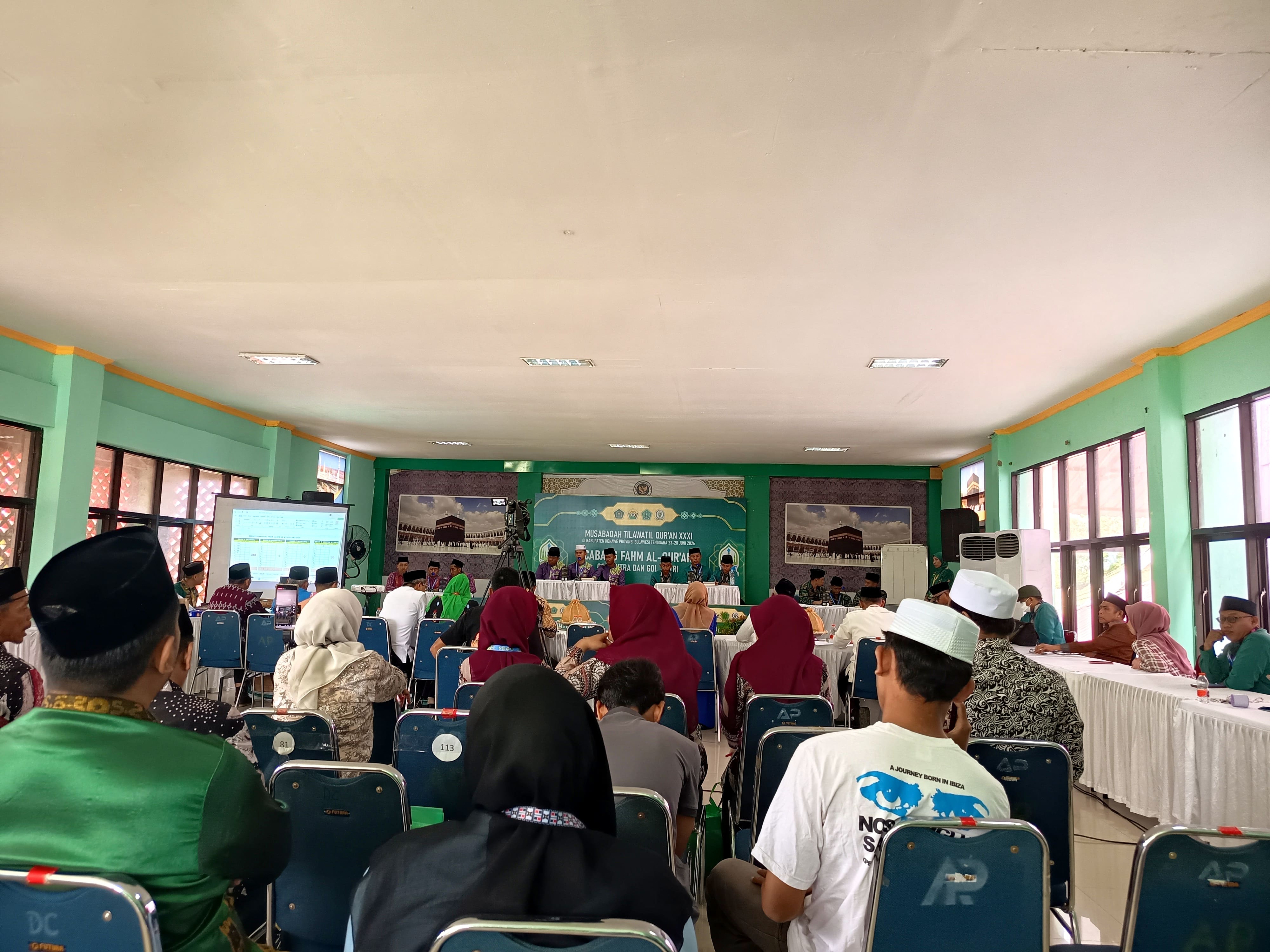 Persaingan Sengit di MTQ XXXI Sultra: Empat Kabupaten Adu Strategi di Babak Penyisihan Fahm Al-Qur’an