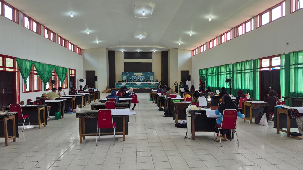 Seni Kaligrafi Menggema di Aula Wekoila: 29 Peserta Berebut Tiket Final MTQ XXXI Sultra